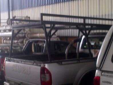 Roof rackscarriers for bakkie