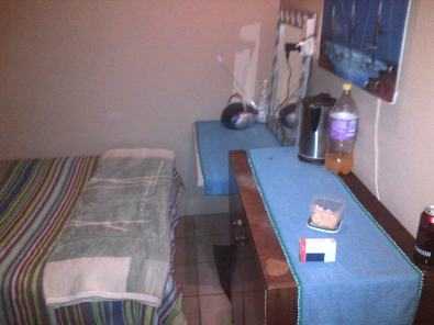 Room to rent for single person 076 534 0000 R1750