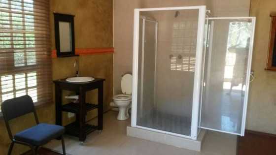 Rooms Available in Hartebeespoort dam