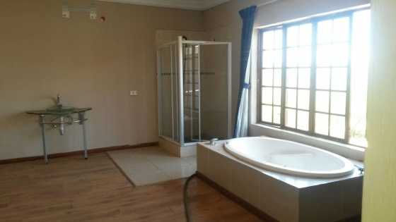 Rooms Available in Hartebeespoort dam, melodie