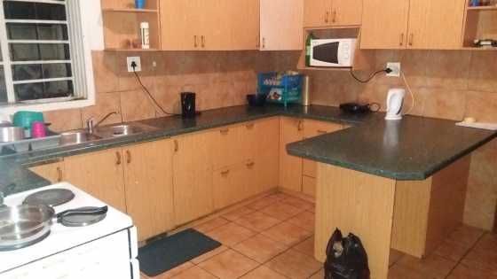 Rooms to rent in a house in Gezina R2000