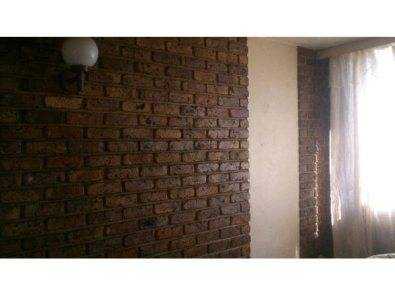 Rosebank room to let for R2500 all inclusive