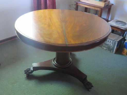 Round 1.2m Mahogany Table with Lion Claw Feet