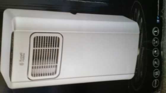 Russel Hobbs RHAC10 Portable Air-condidionerHeater