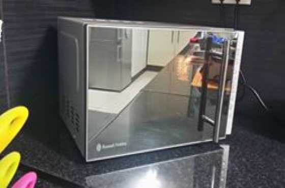 Russell Hobbs 20ltr microwave with mirror finish