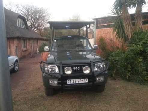 Safari vehicles 4 africa