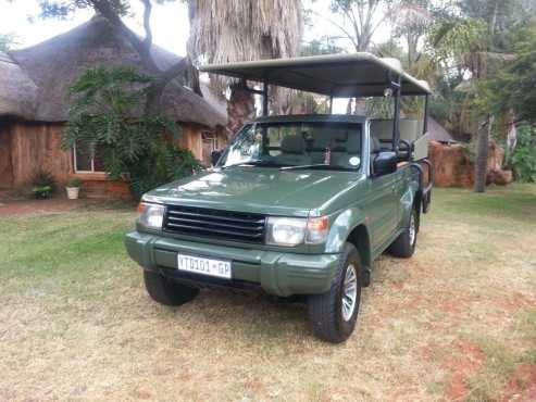 Safari vehicles 4 Africa