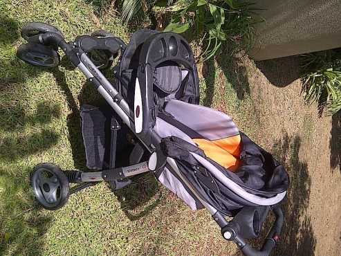 Safeway Babies Accent Stroller and Car Seat