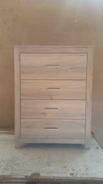 SAHARA 4-DRAW CHEST