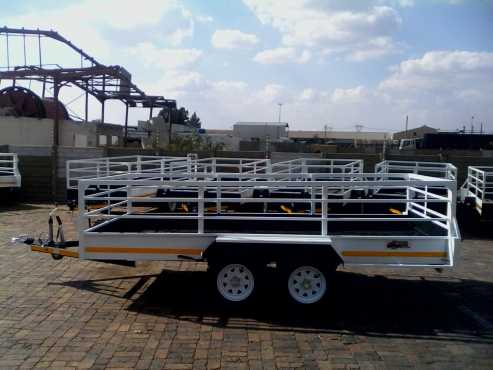 SALE SALE ON 4M TRAILERS