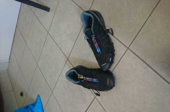 Salomon Speedcross 3 UK size 9