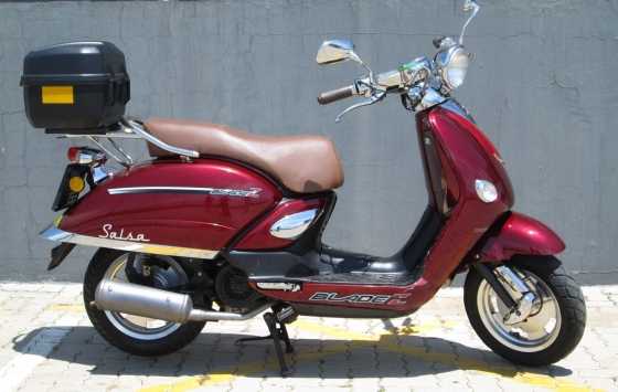 Salsa 150 cc scooter