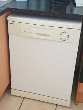 SALTON 12 Place Dishwasher - excellent condition