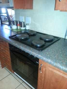 Samet Hob and Under Counter Oven for Sale