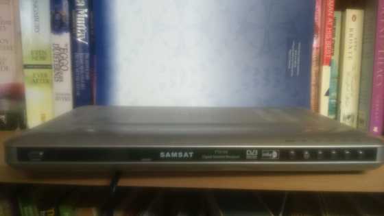 Samsat digital satelite receiver