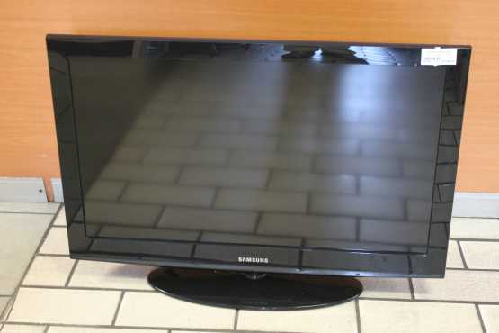 samsung 32 inch LCD TV S021521A Rosettenvillepawnshop