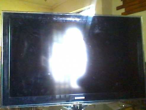 Samsung 40 inch LCD TV