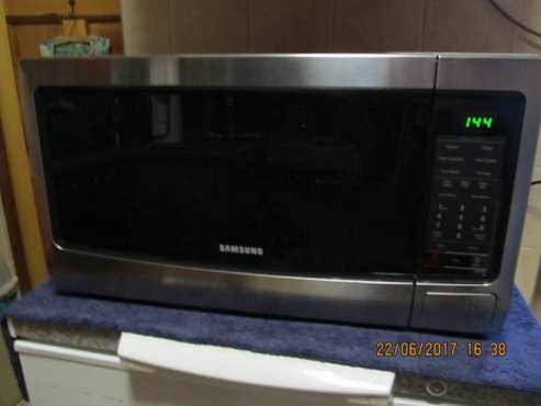 Samsung 40L stainless steel microwave