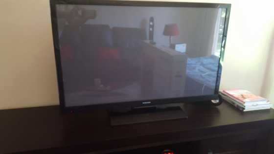 Samsung 43 inch plasma TV