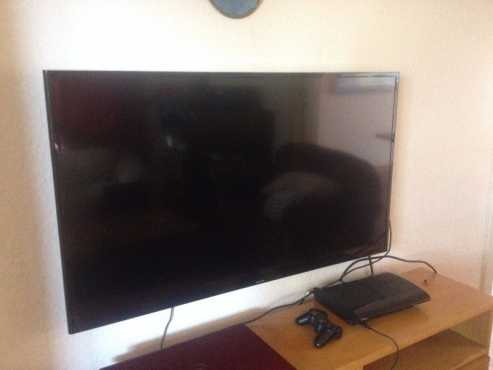 SAMSUNG 48quot LED TV - EXCELLENT CONDITION UA48H5500AK