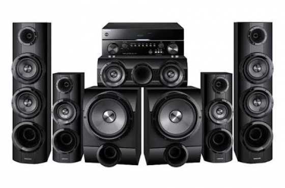 SAMSUNG 5.2 Home Theatre System, ALMOST BRAND NEW - R5300