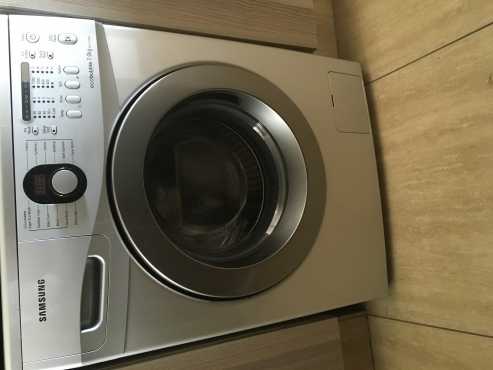 SAMSUNG 7kg Deep Foam Front Load Washer