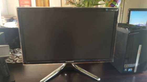 Samsung BX2350 23quot monitor