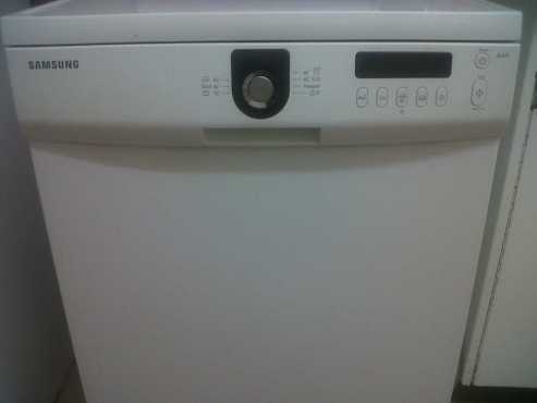 samsung dishwasher-colour white