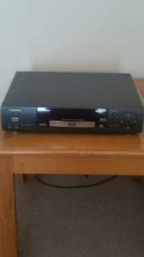 Samsung DVD Player - No USB Port and No Remote.