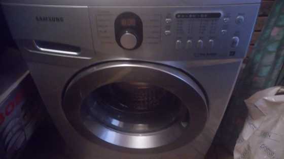 Samsung Eco Bubble Wash Front Load Silver