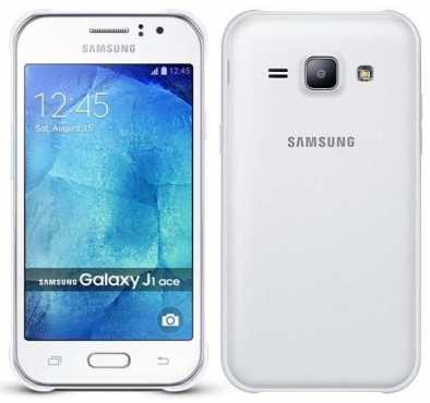 Samsung Galaxy J1(touch screen cracked but all working well on phone),Android OS, v4.4.4charger 4GB