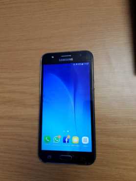 Samsung Galaxy J5 FOR SALE.
