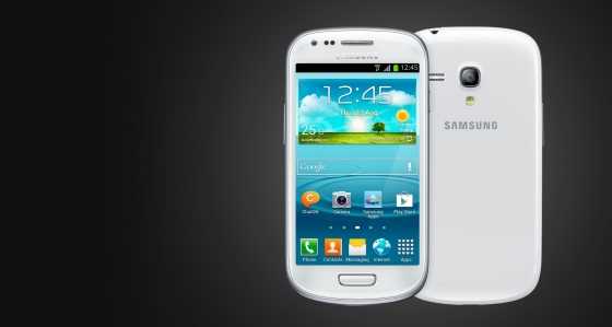 Samsung galaxy s3 mini with charger