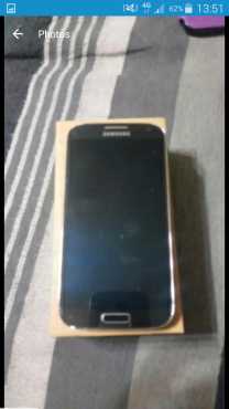 Samsung galaxy s4 big with box for sell