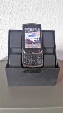 Samsung Galaxy S4 Mini  Blackberry Storm