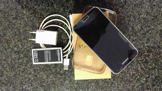 Samsung Galaxy S5 32GB for sale