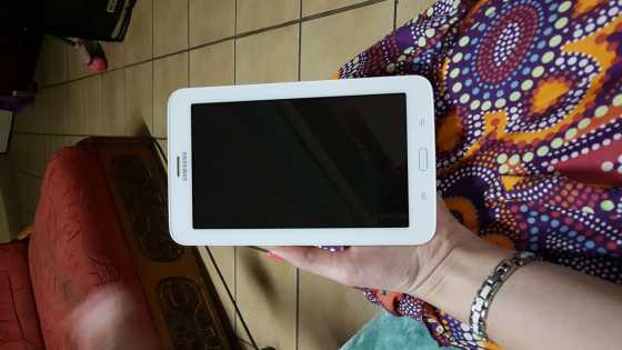 Samsung Galaxy Tab 3 Lite