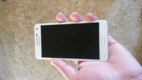 Samsung Galexy A5 16gig pearl white