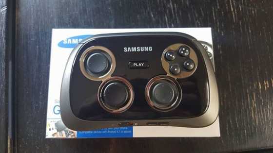 Samsung gamepad in mint condition