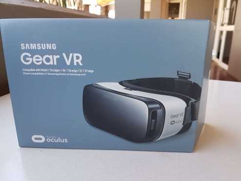 Samsung Gear VR 360 degree panoramic view goggles