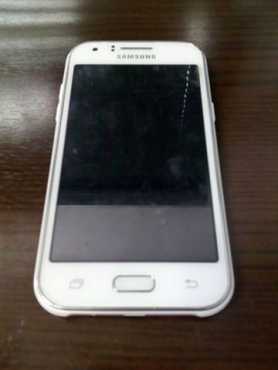 Samsung J1.