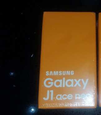 Samsung J1 Ace Neo