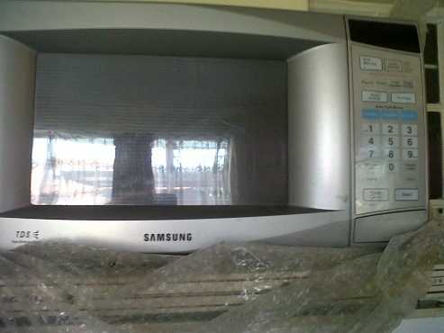 Samsung Silver Microwave