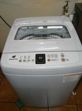 Samsung top loader washing machine.