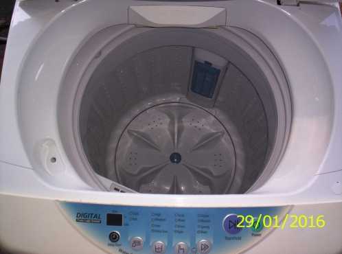 Samsung Top Loader Washing Machine 5kg capacity (WA75B9)