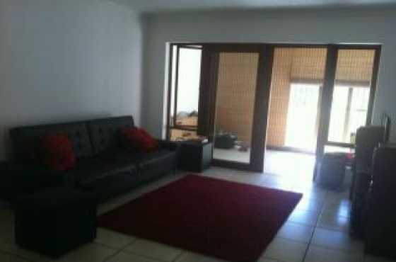 Sandown 1,5 Bedroom apt unfurnished to rent cell 0729481869