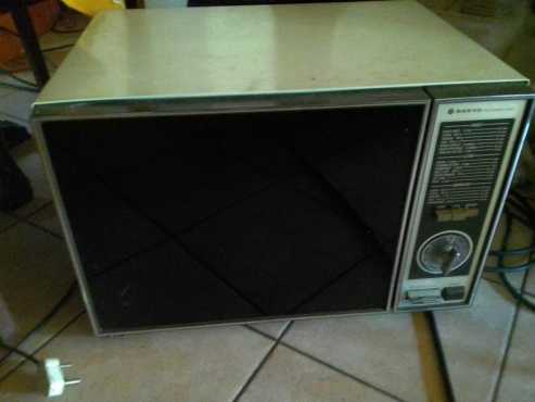 Sanyo microwave