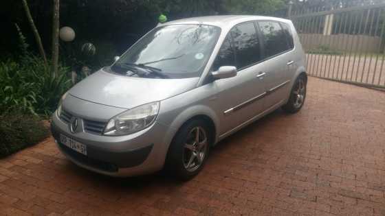 Scenic 2 Privilege 2.0 automatic-5 Seater