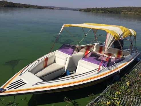 Scimitar 180 met 150 HP Mariner auto lube