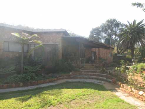 Secluded country retreat 18km Wesy of Northern Pretoria